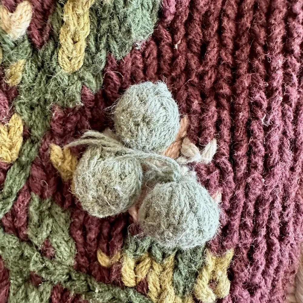Jennifer & Company VTG 90s Hand Knit Cotton Blend Cottage Cabbage Rose Sweater L